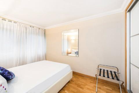 1 bedroom flat to rent, King Regents Place, 12-16 Fitzroy Street, Fitzrovia, London