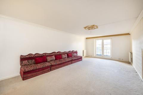 2 bedroom flat for sale, Harvey Lodge, Admiral Walk, London