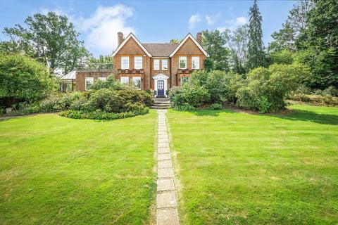 4 bedroom detached house for sale, Vauxhall Lane, Southborough, Tunbridge Wells