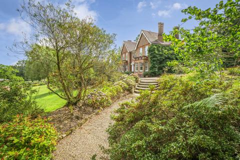 4 bedroom detached house for sale, Vauxhall Lane, Southborough, Tunbridge Wells