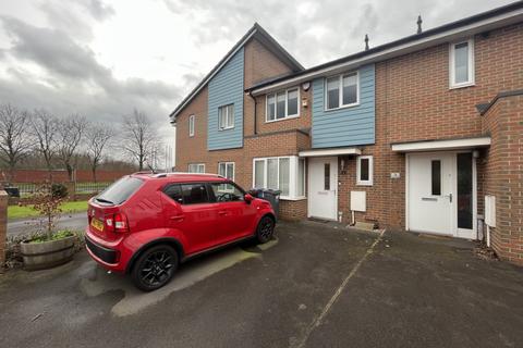 2 bedroom terraced house for sale - Saxon Street, Manchester. M40 7BY