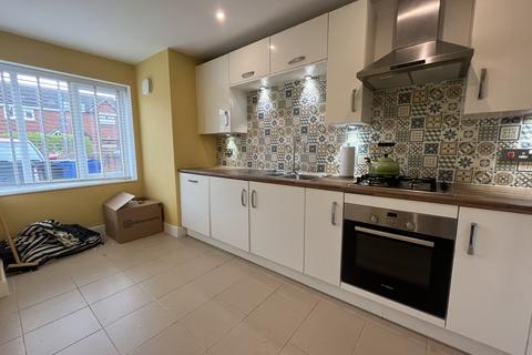 2 bedroom terraced house for sale, Saxon Street, Manchester. M40 7BY