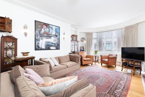 2 bedroom flat for sale, Hallam Street, London, W1W