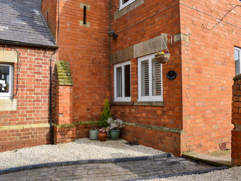 Front Courtyard Garden