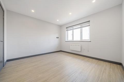 1 bedroom end of terrace house to rent, Hospital Way, Hither Green, Lewisham, SE13