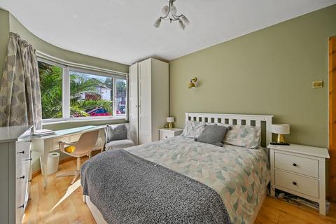 2 bedroom maisonette for sale, Culvers Avenue, Carshalton, SM5