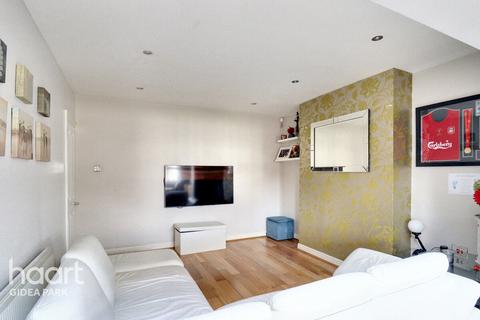 10 The Ridgeway, Gidea Park, Romford, RM2 5BU