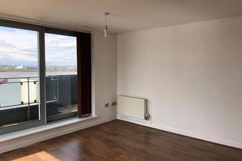 2 bedroom penthouse to rent - Defence Close, London, SE28