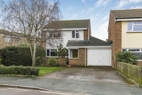 3 bedroom detached house for sale, Burns Crescent, Bicester, OX26