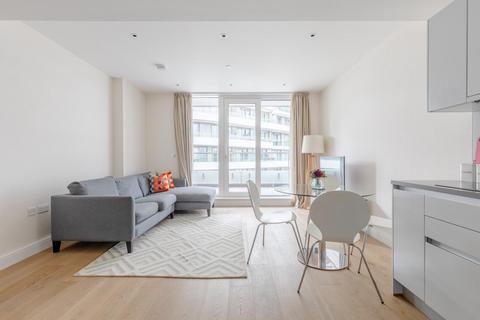 2 bedroom flat for sale, Altissima House, Battersea, London, SW11