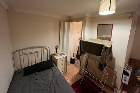 1 bedroom flat for sale, 8C Hibbert Street, Luton, Bedfordshire, LU1 3UU