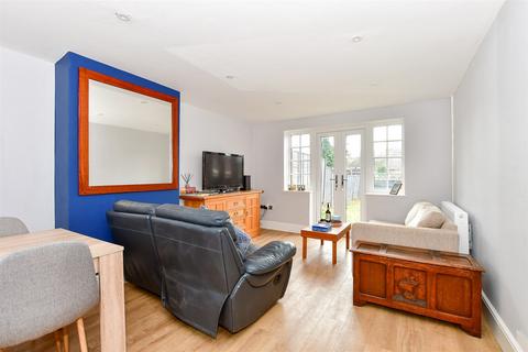 3 bedroom semi-detached house for sale - Washington Road, Haywards Heath, West Sussex