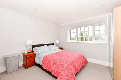 3 bedroom semi-detached house for sale, Washington Road, Haywards Heath, West Sussex