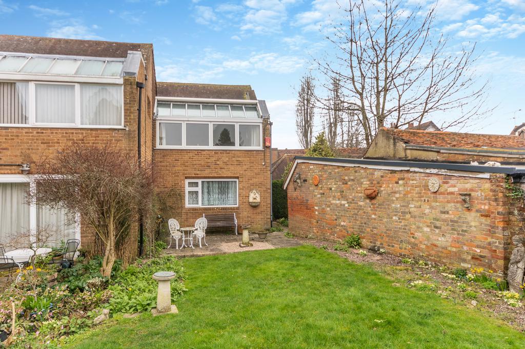 End, Old Amersham 3 bed end of terrace house for sale £825,000