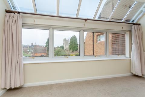 3 bedroom end of terrace house for sale, Forge End, Old Amersham