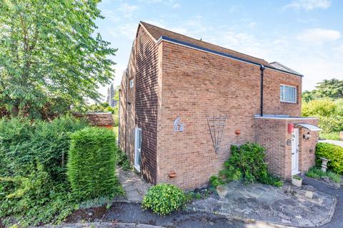 3 bedroom end of terrace house for sale, Forge End, Old Amersham