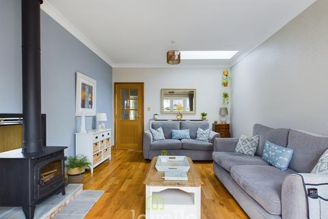 241 Humberston Avenue, Humberston, Grimsby, DN36 4JA