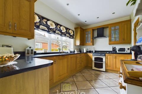 241 Humberston Avenue, Humberston, Grimsby, DN36 4JA