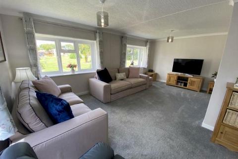 2 bedroom park home for sale, Riverside Residential Park, , Ford Lane M22