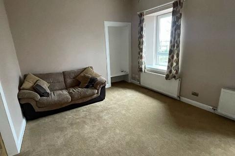 3 bedroom flat to rent, Tulloch Terrace, Tulloch, Perthshire, PH1