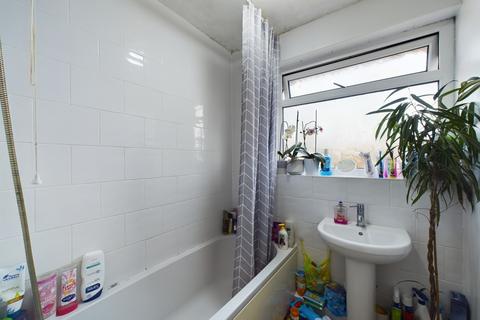68 Bredon, Yate, Bristol, BS37 8TD