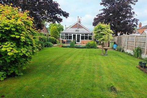 2 bedroom detached bungalow for sale, Brigg Road, South Kelsey LN7