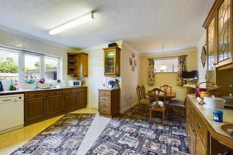 2 bedroom detached bungalow for sale, Carr Lane, Bonby DN20