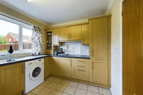 3 bedroom semi-detached house for sale, Rochdale Road , Scunthorpe DN16