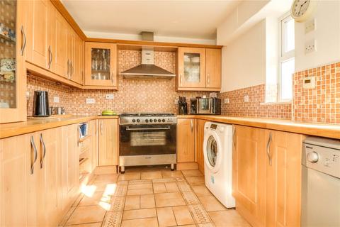 4 bedroom semi-detached house for sale, Coggeshall Road, Braintree, CM7