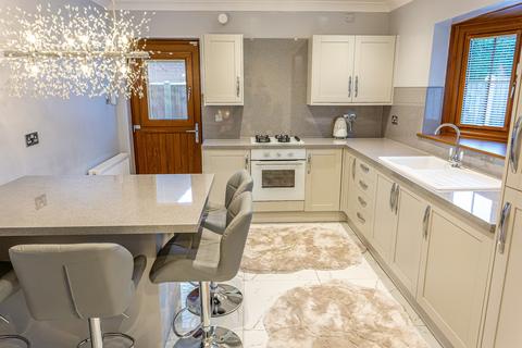 Pasadena Silver Street, Stainforth, Doncaster, DN7 5AJ