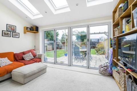 22 Edinburgh Drive, Kidlington, OX5 2JF