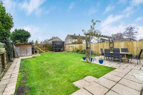 22 Edinburgh Drive, Kidlington, OX5 2JF