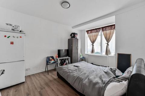 2 bedroom terraced house for sale, Stirling Road, Walthamstow, London, E17