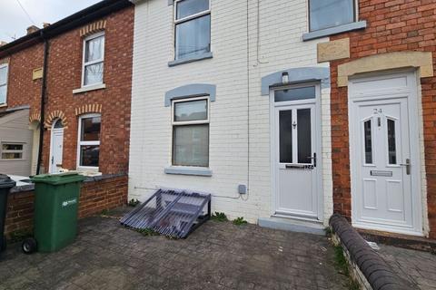 4 bedroom terraced house to rent, Knight Street, Worcester WR2