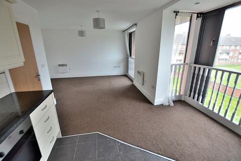 2 bedroom apartment for sale, Liana Gardens, Wolverhampton