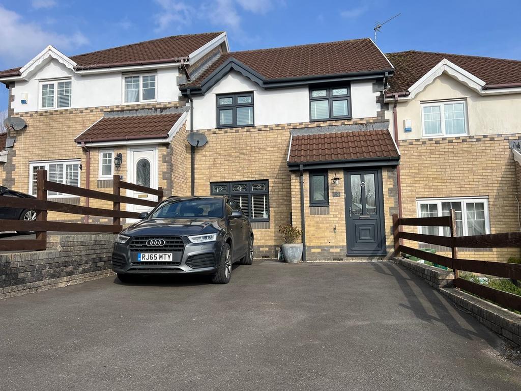 Nant Y Coed Tonyrefail Tonyrefail 3 bed property for sale £235,000