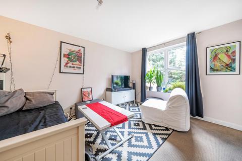 Studio for sale, Paxton Road, Forest Hill