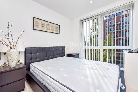 2 bedroom apartment for sale, Warehouse Court, No 1 Street, Woolwich, SE18