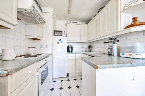 1 bedroom flat for sale, High Street, Surrey GU1