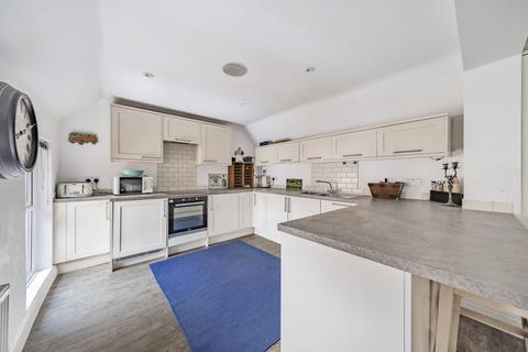 37 Artillery Terrace, Guildford, GU1 4NL