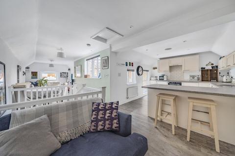 37 Artillery Terrace, Guildford, GU1 4NL