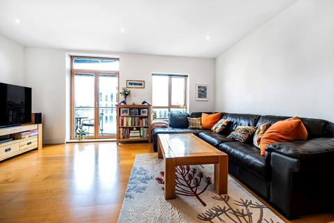 2 bedroom flat for sale, Flat C6, Epsom Road GU1