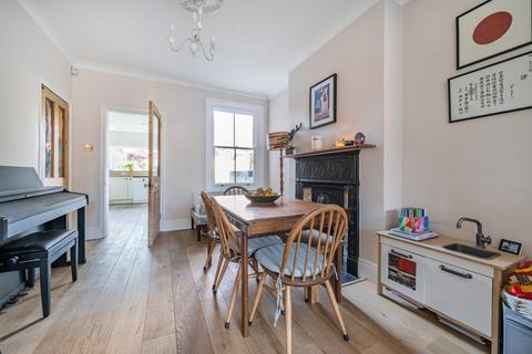 47 Agraria Road, Guildford, GU2 4LF