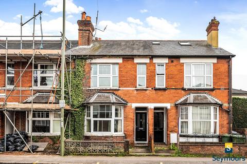 82 Stoke Road, Guildford, GU1 4HR