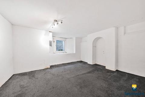 82 Stoke Road, Guildford, GU1 4HR