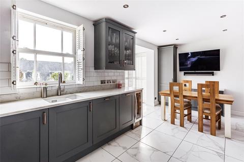 19 Lancaster Avenue, Guildford, GU1 3JR