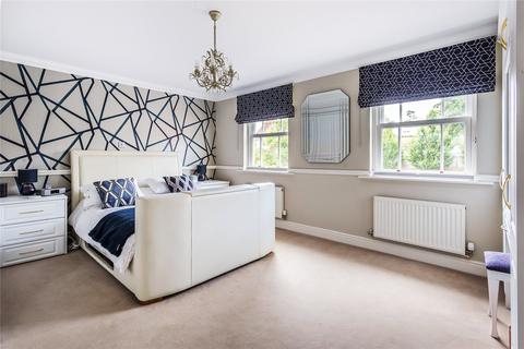 19 Lancaster Avenue, Guildford, GU1 3JR