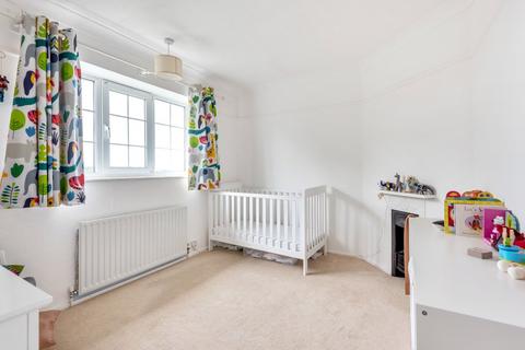 15 Hedgeway, Guildford, GU2 7RB