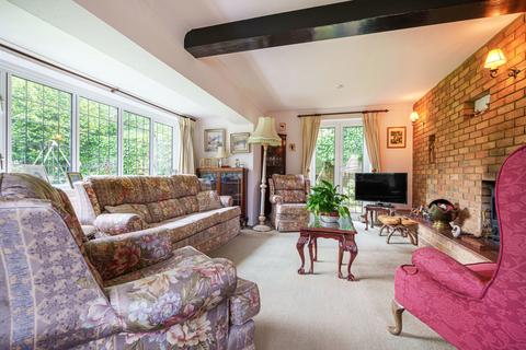 Tamaroa Blacksmith Lane, Chilworth, Guildford, GU4 8NF