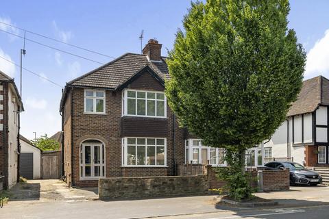 15 Worplesdon Road, Guildford, GU2 9RW